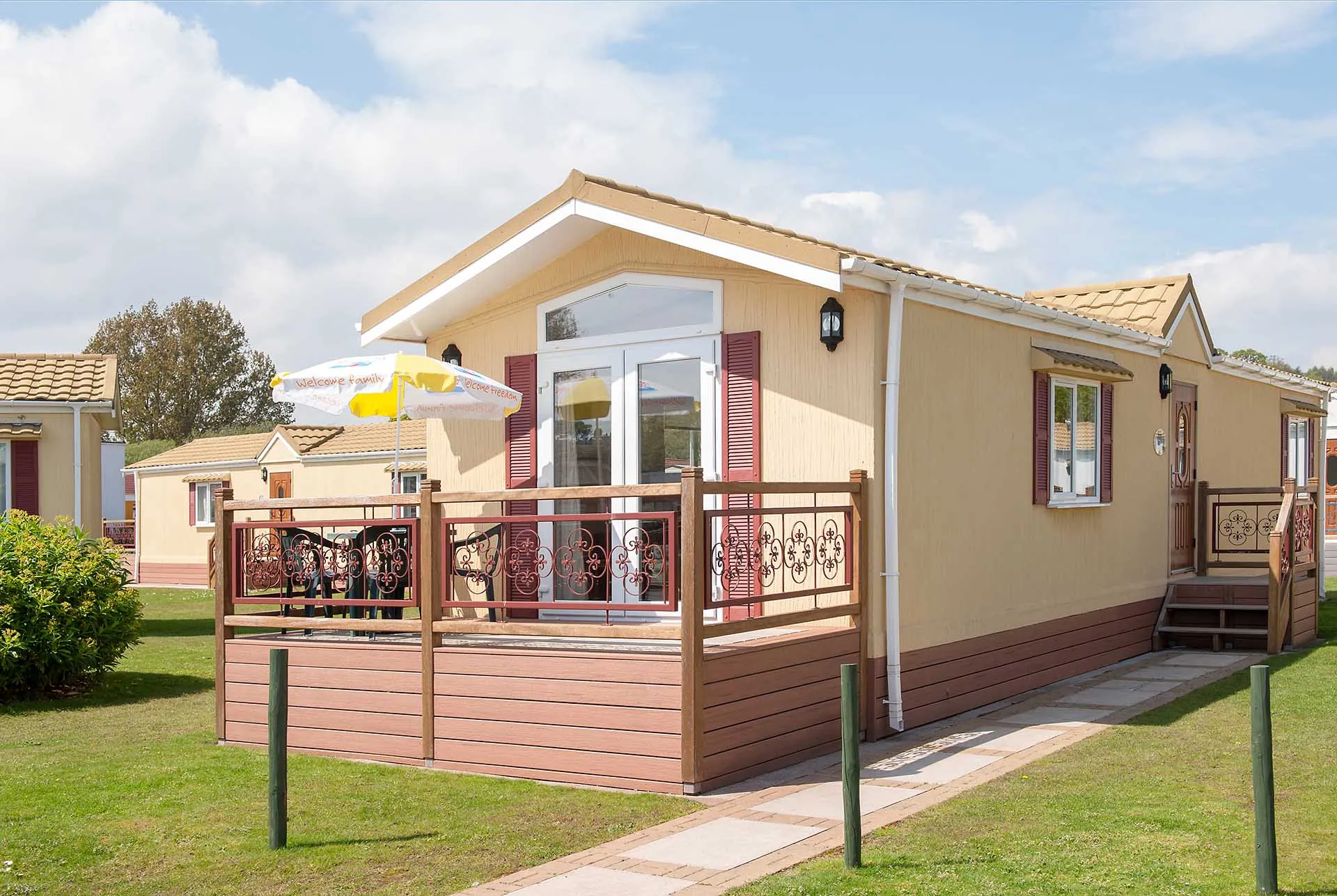 Outside Welcome holiday lodge Casafina